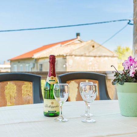 Apartments Ljubica Polje  Екстериор снимка