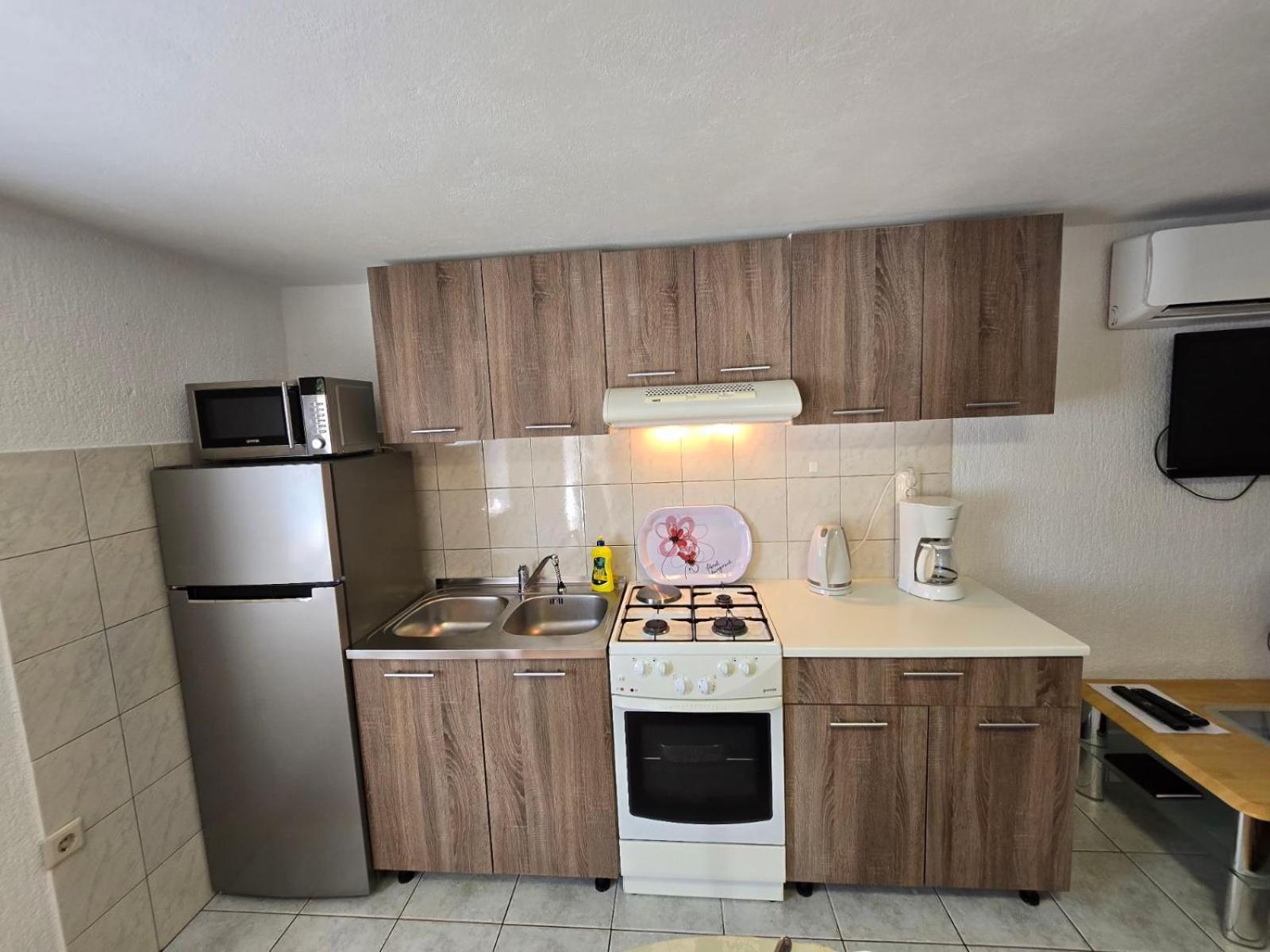 Apartments Ljubica Polje  Екстериор снимка
